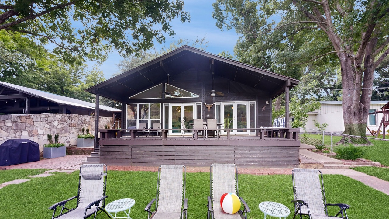 Photo of Patio Balcony in Saratoga Point