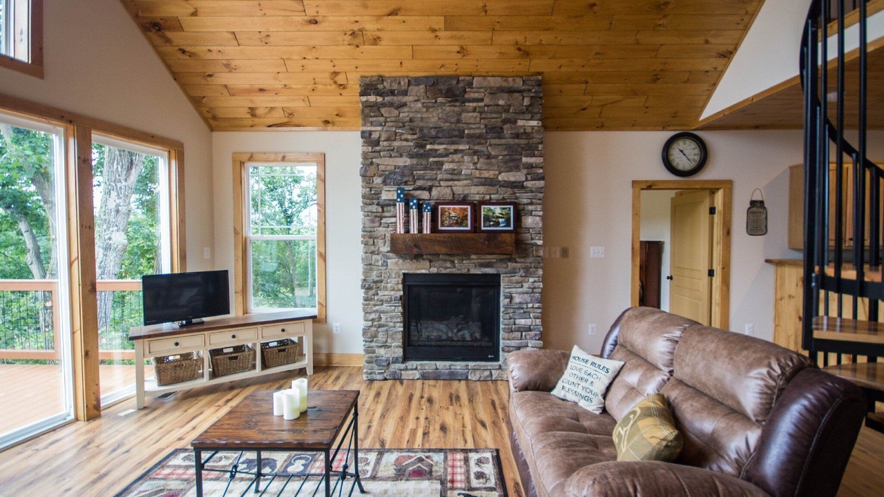Photo of Livingroom in Luray