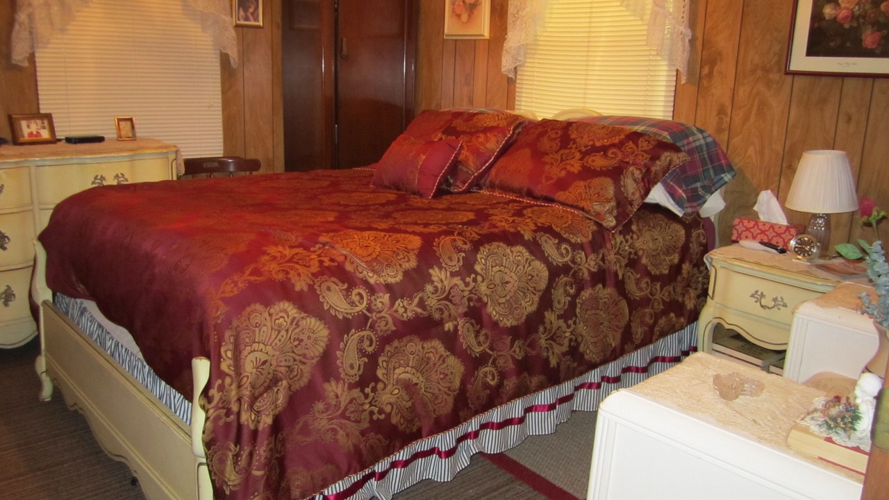 Photo of Bedroom in South Toledo Bend