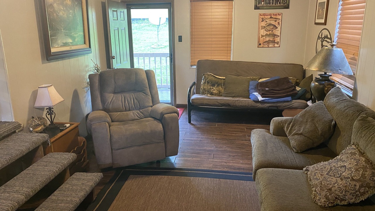 Photo of Livingroom in South Toledo Bend