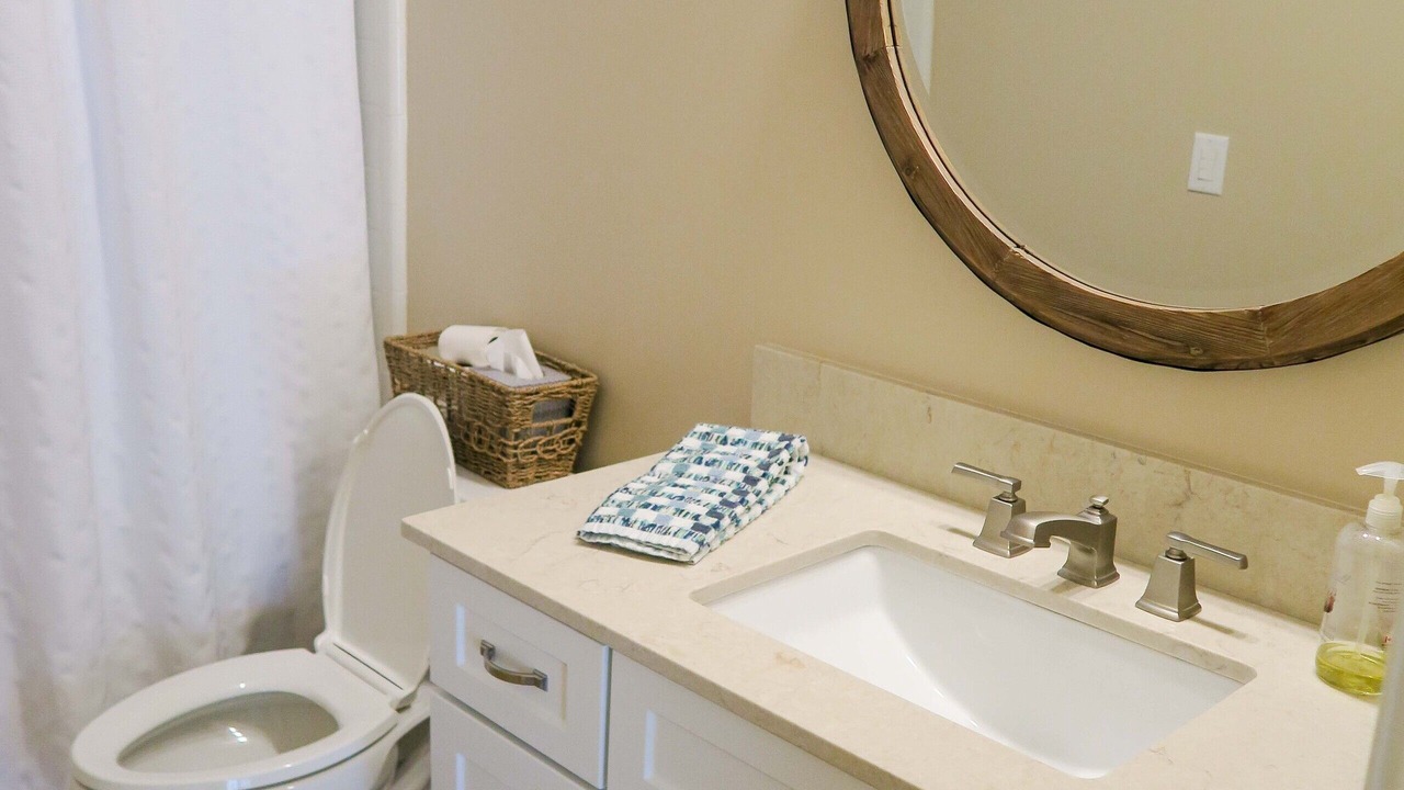 Photo of Bathroom in Shipyard Plantation
