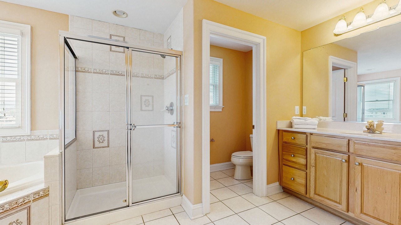 Photo of Bathroom in Heron Harbour Isle