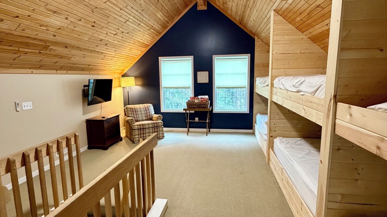 Photo of Bedroom in Silver Lake