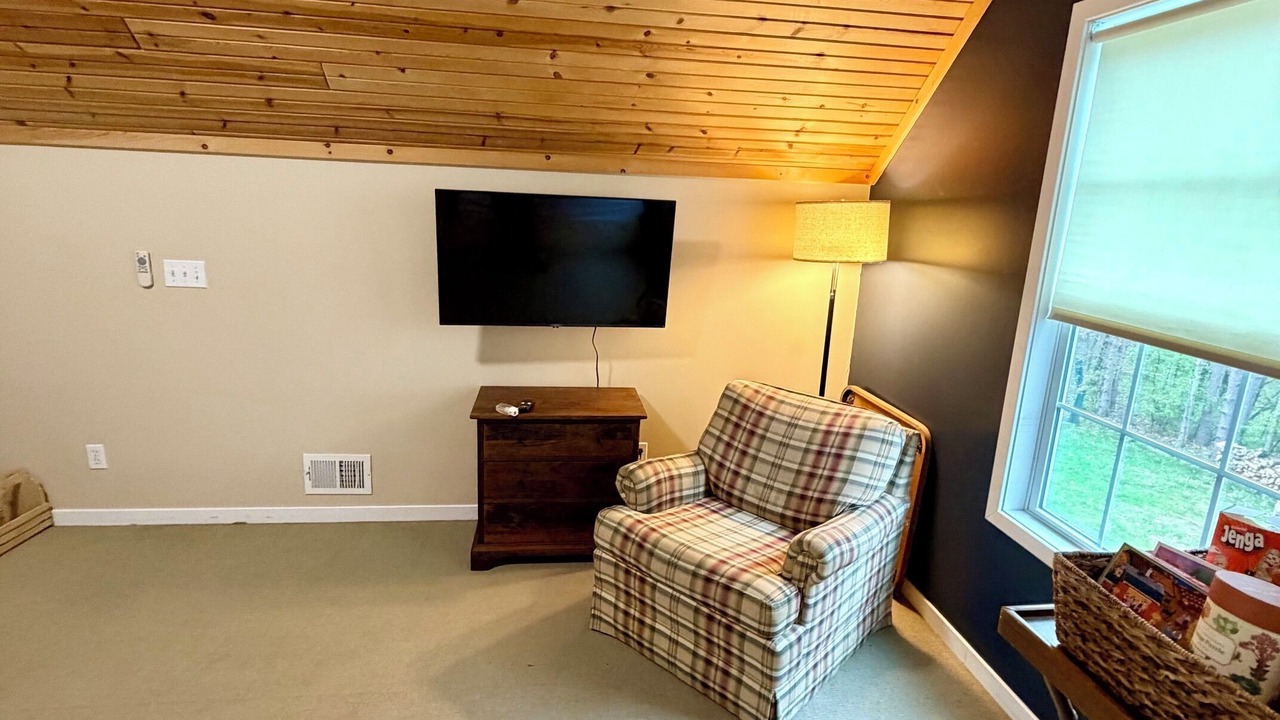Photo of Livingroom in Silver Lake