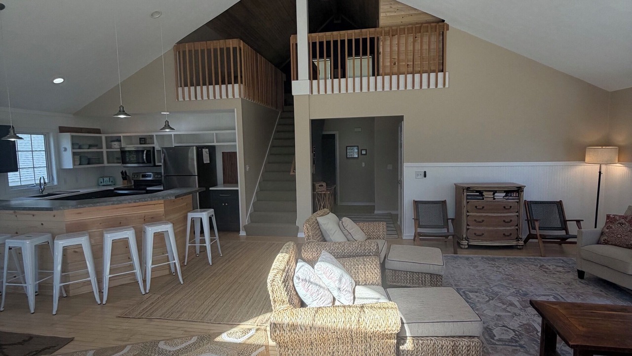 Photo of Livingroom in Silver Lake