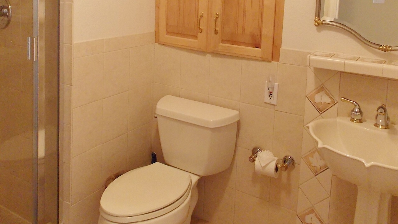 Photo of Bedroom in Seawinds Condo