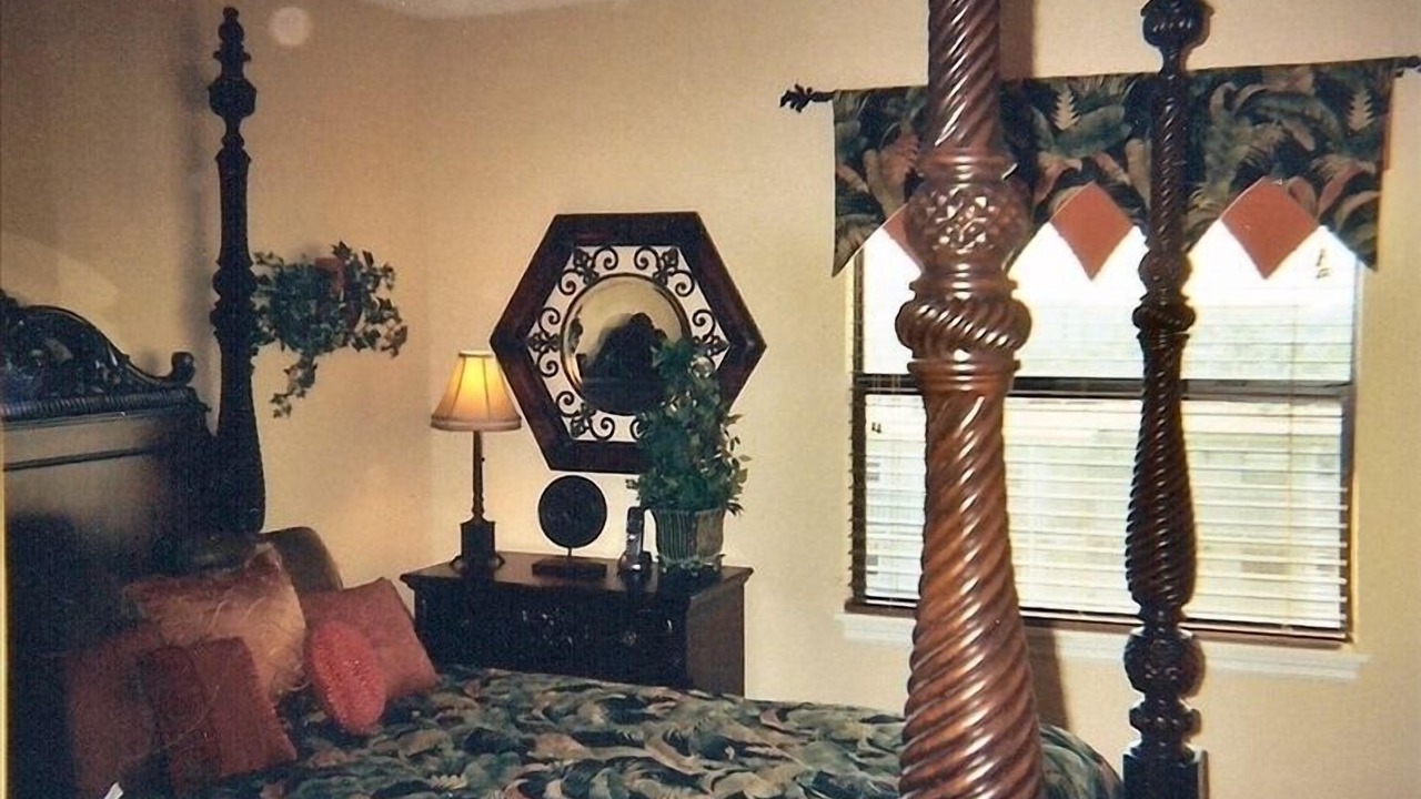 Photo of Bedroom in Central Beach
