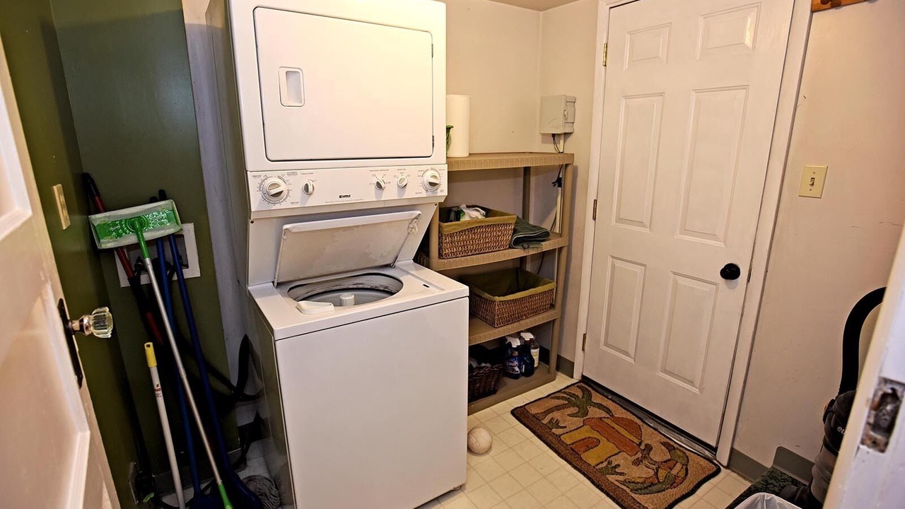 Photo of Others in Helena