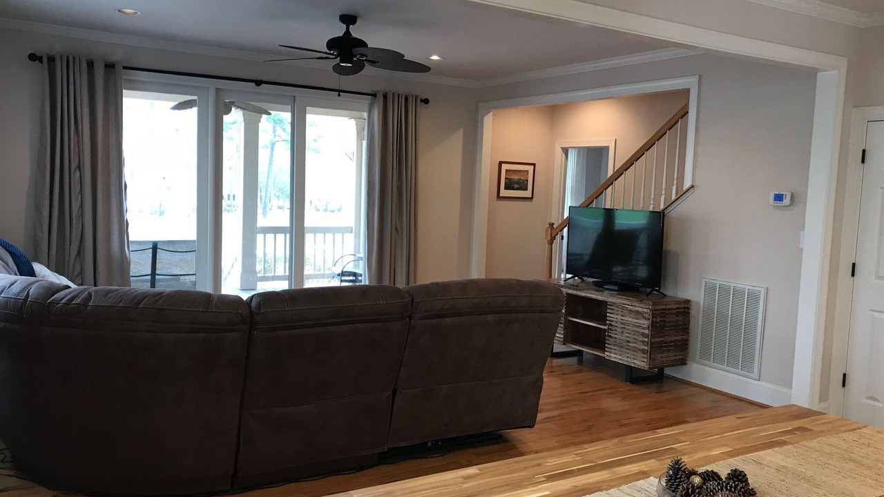 Photo of Livingroom in Eatonton