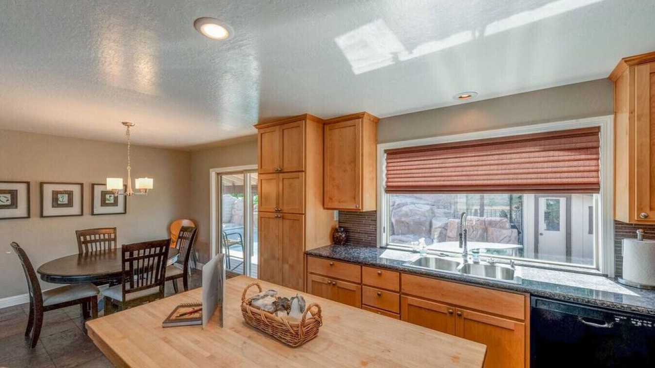 Photo of Others in Oroville East