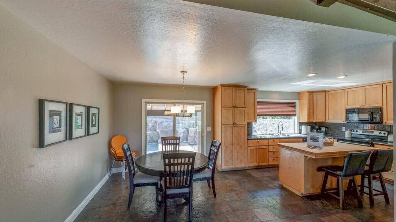 Photo of Others in Oroville East