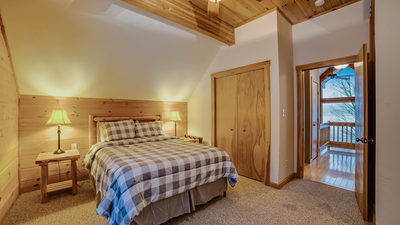Photo of Bedroom in Schroon Lake