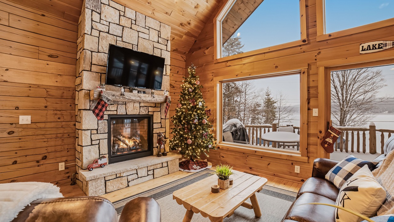Photo of Livingroom in Schroon Lake
