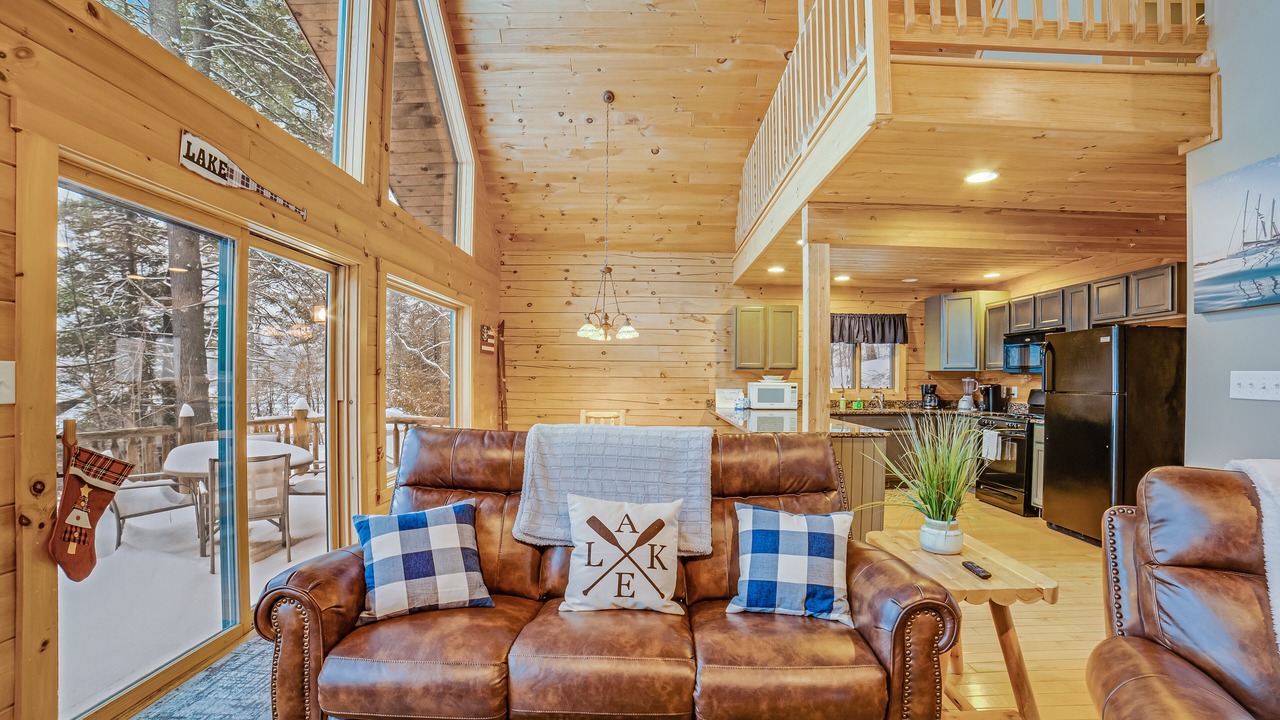 Photo of Livingroom in Schroon Lake