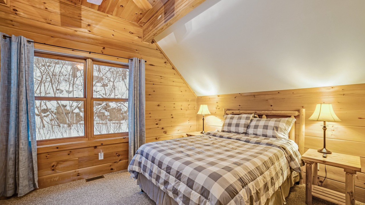 Photo of Bedroom in Schroon Lake