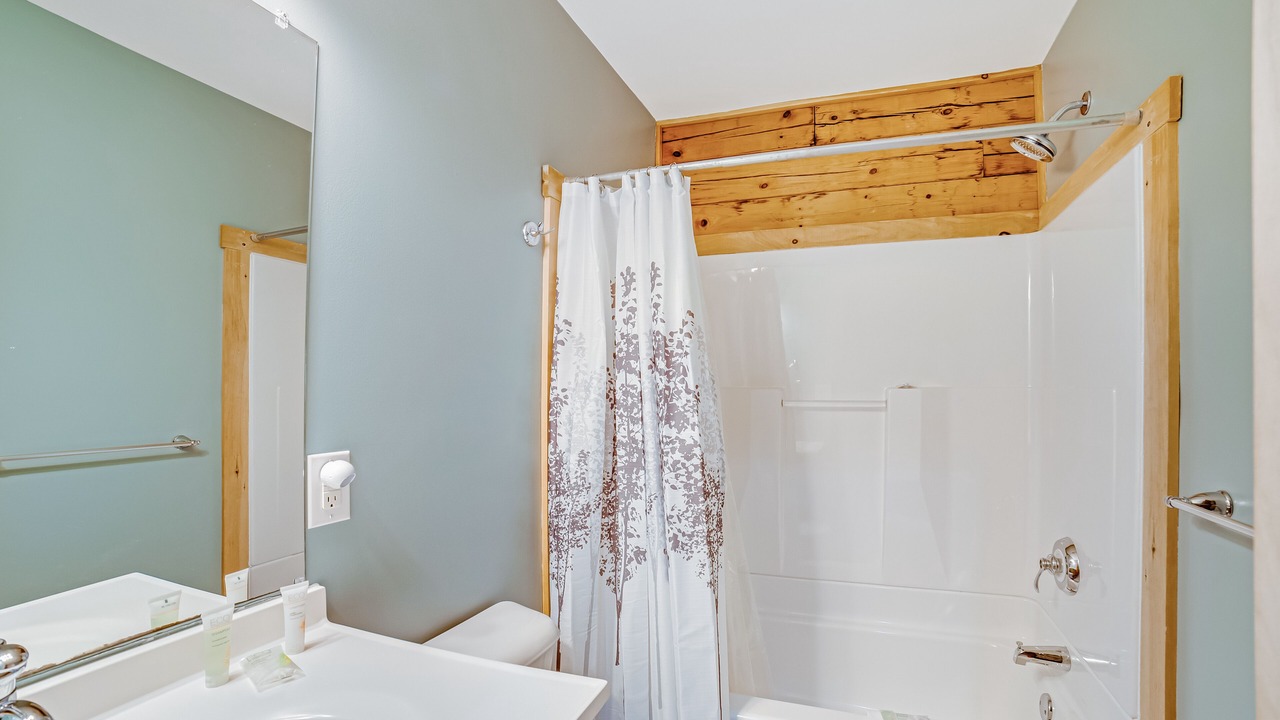 Photo of Bathroom in Schroon Lake