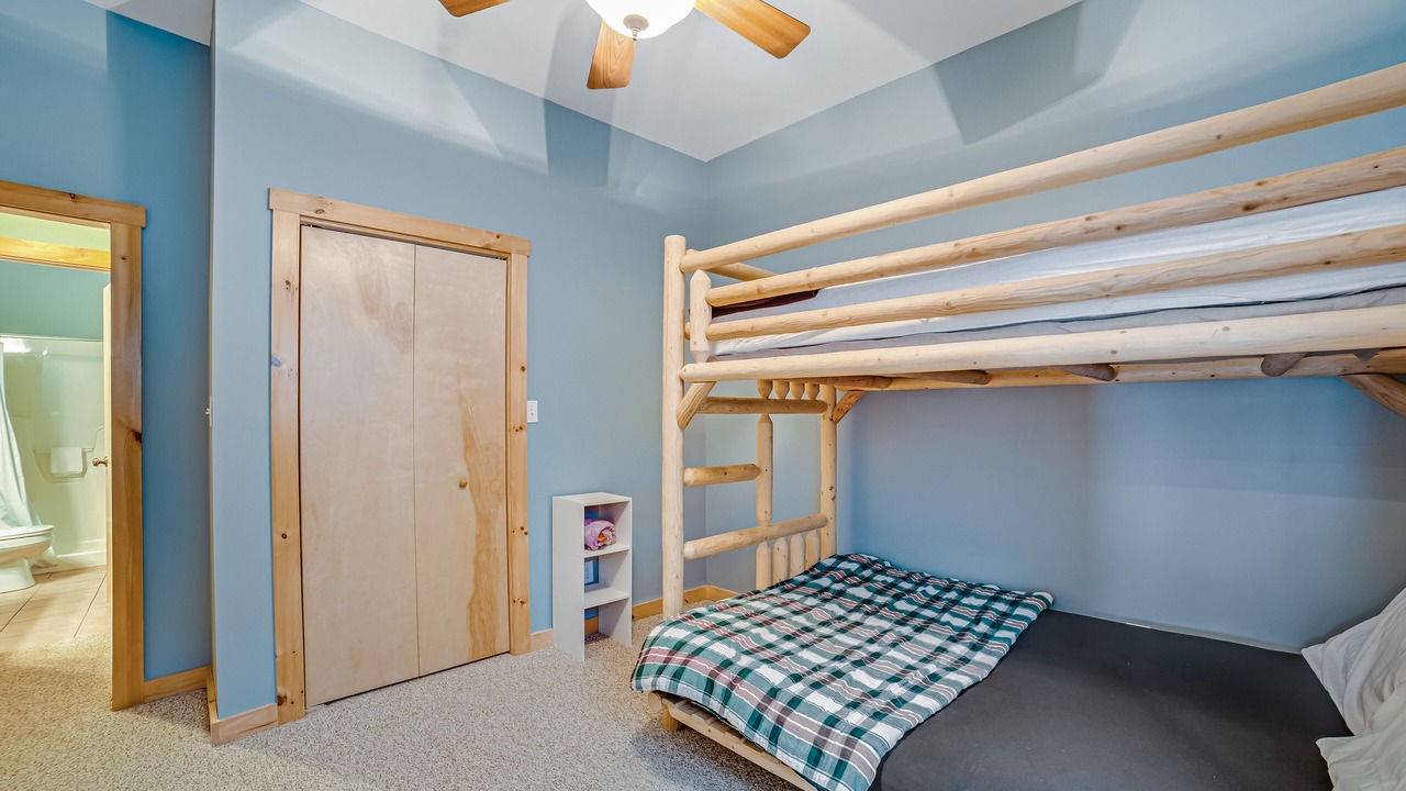 Photo of Bedroom in Schroon Lake