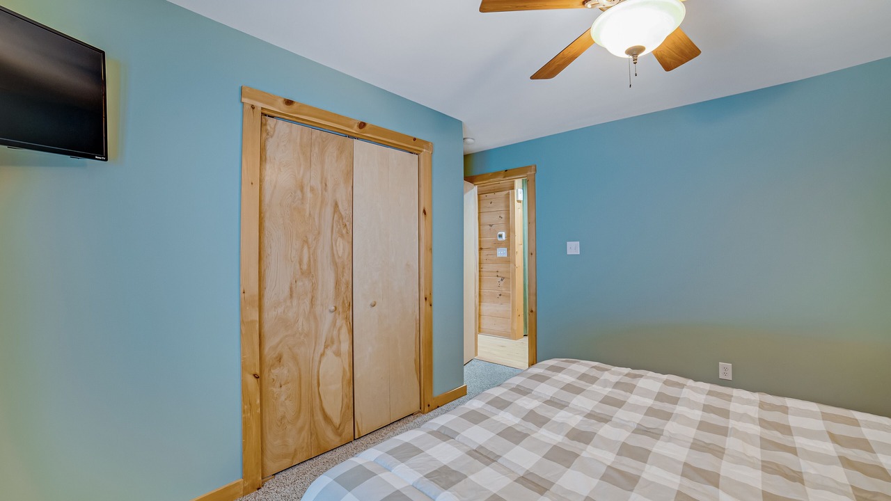 Photo of Bedroom in Schroon Lake