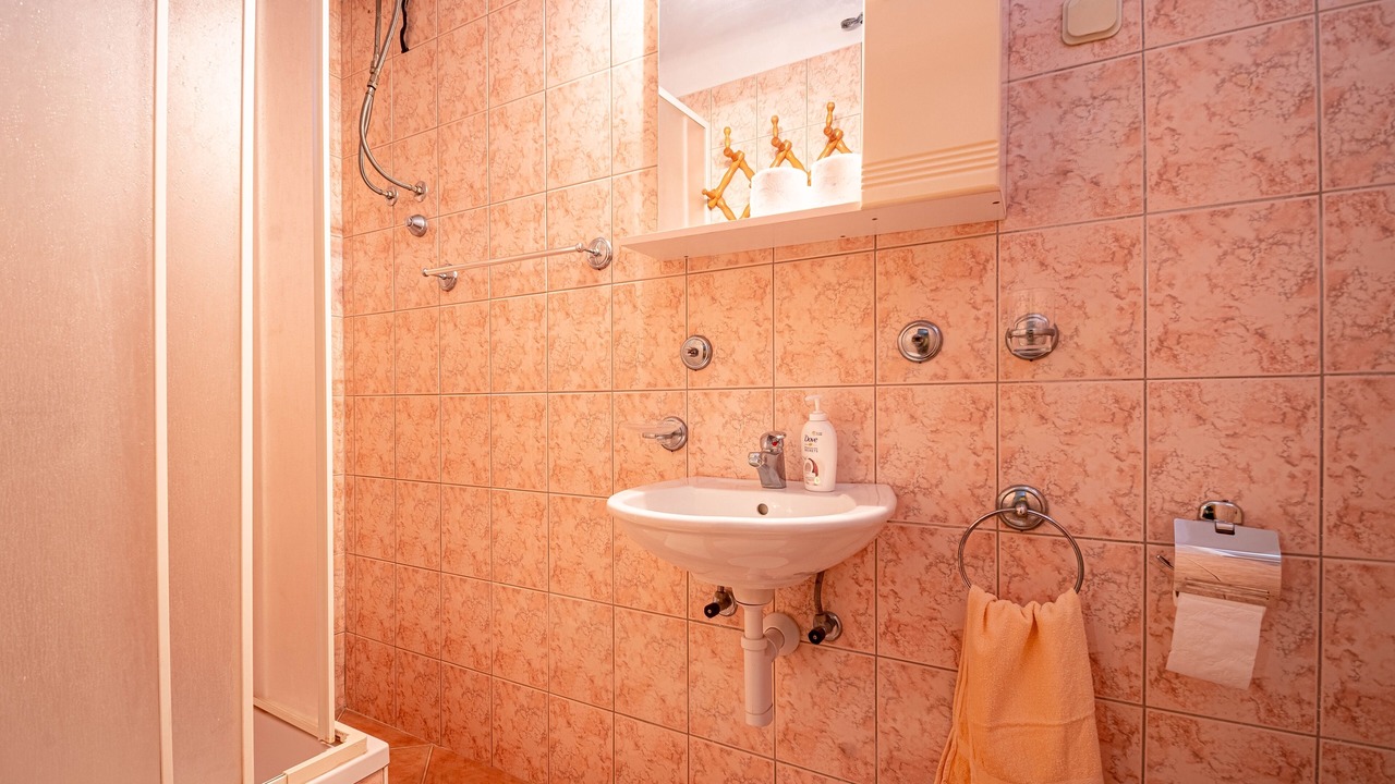 Photo of Bathroom in Kneza