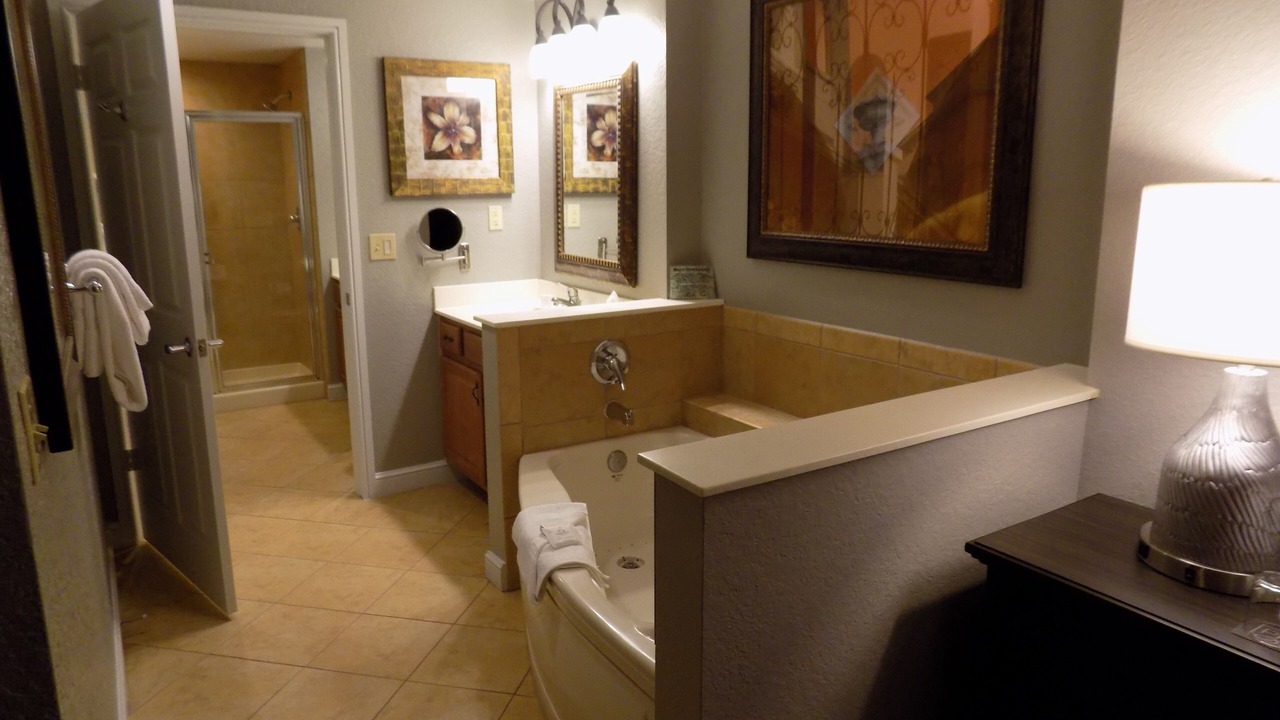 Photo of Bathroom in Bay Lake