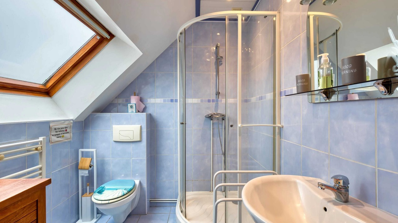 Photo of Bathroom in Saint-Leonard