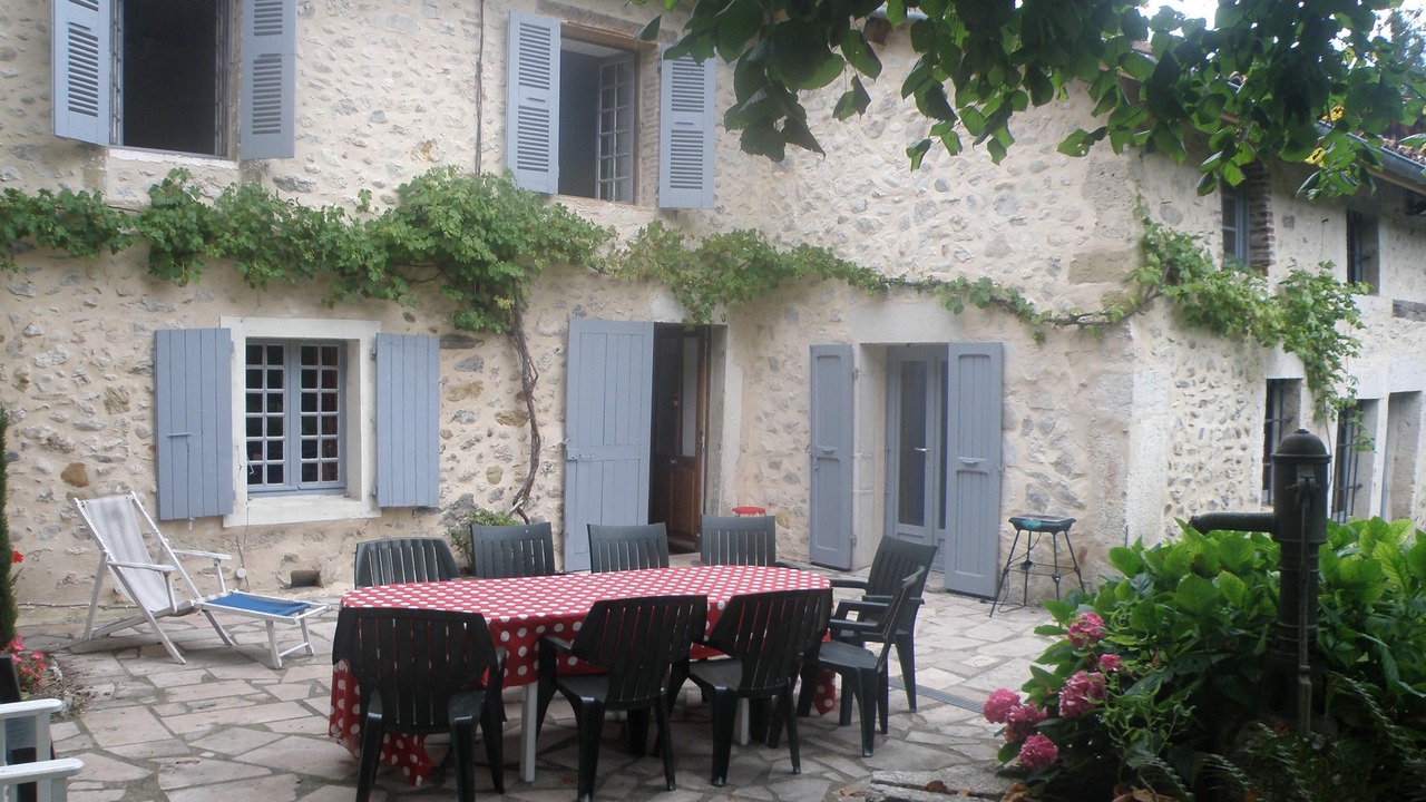 Photo of Outdoor in Saint-Joseph-de-Riviere