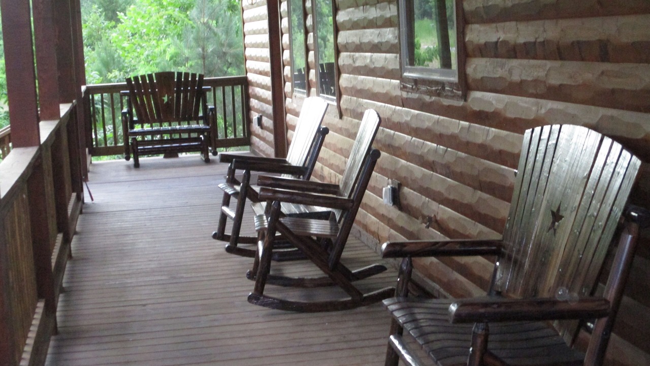Photo of Patio Balcony in Broken Bow