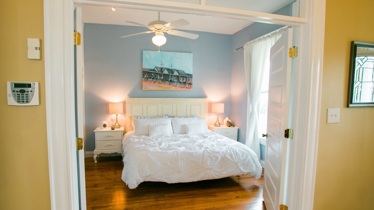 Photo of Bedroom in Deer Park
