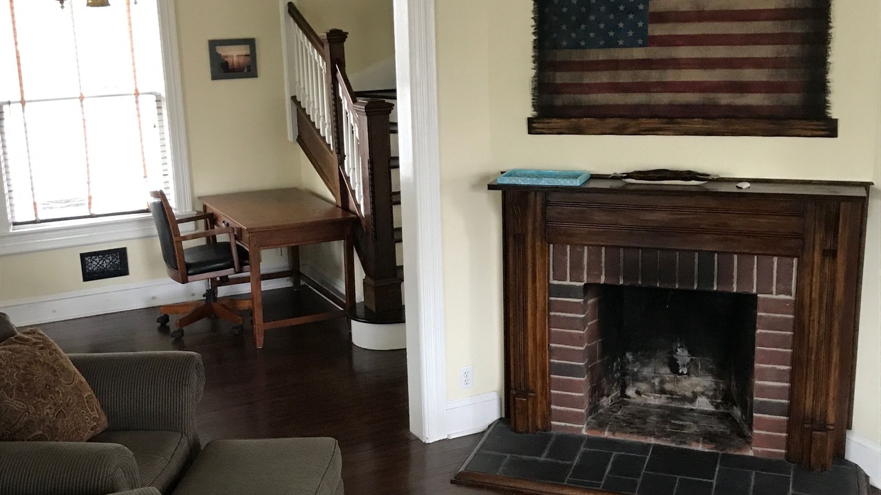 Photo of Livingroom in Wall