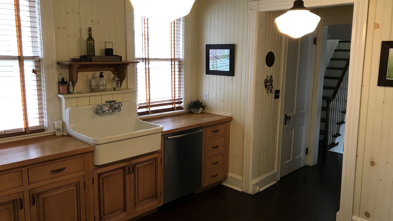 Photo of Others in Wall