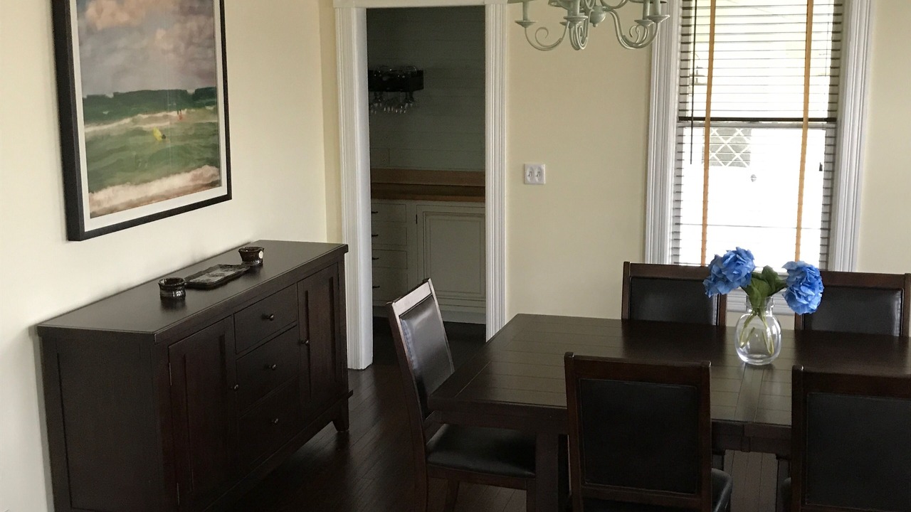 Photo of Livingroom in Wall