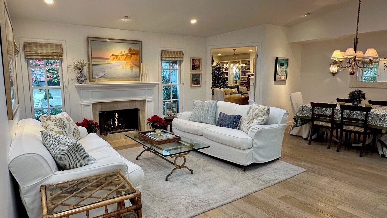 Photo of Livingroom in South Arroyo