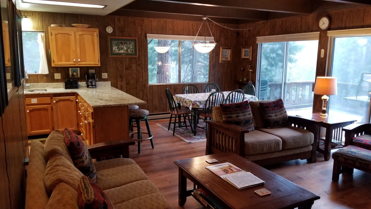 Photo of Livingroom in Strawberry