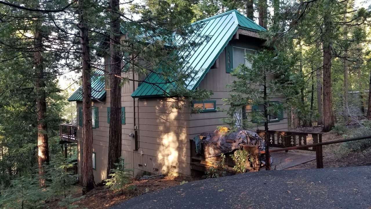 Photo of Outdoor in Strawberry