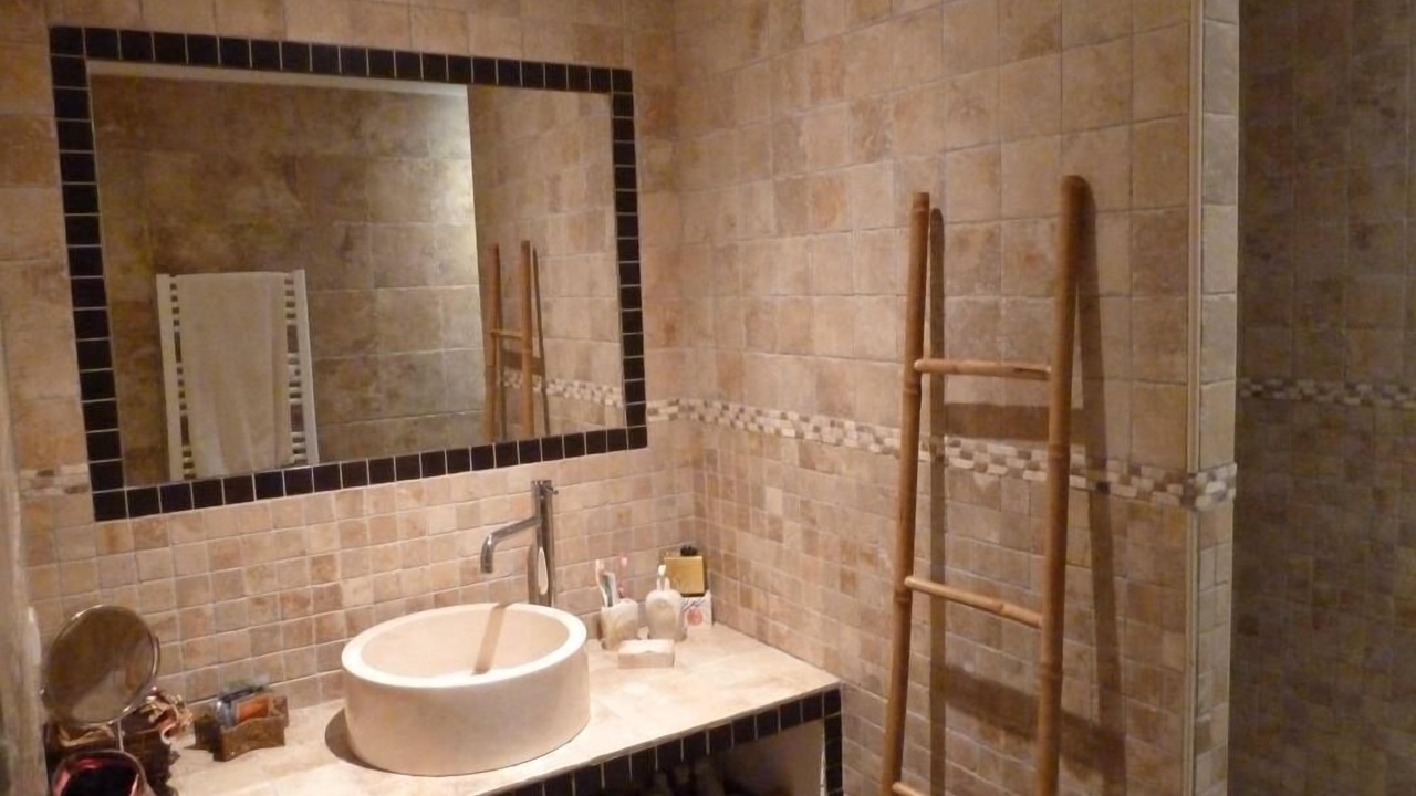 Photo of Bathroom in Orpierre