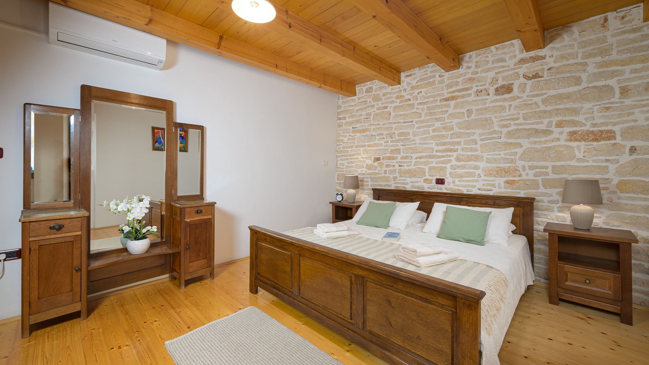 Photo of Bedroom in Svetvincenat