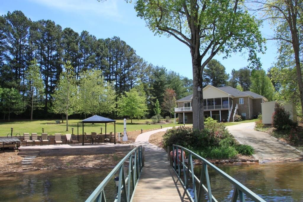 Photo of Outdoor in Seneca