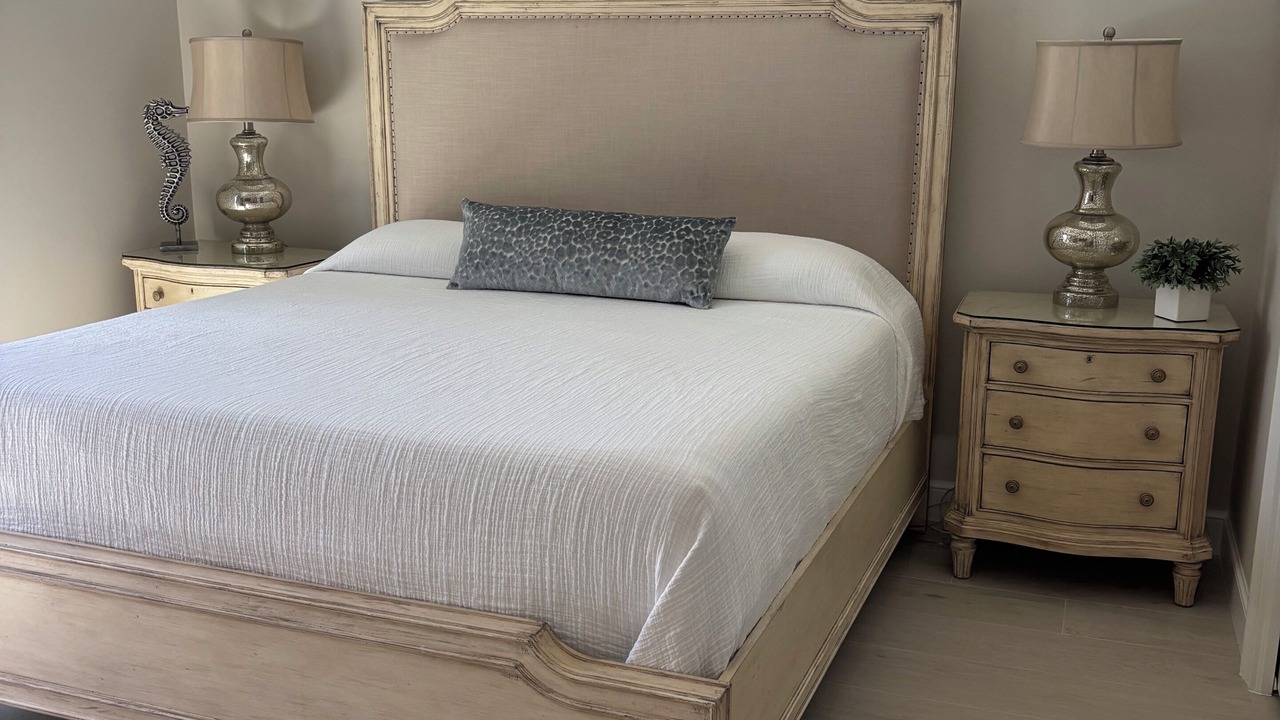 Photo of Bedroom in Naples Park