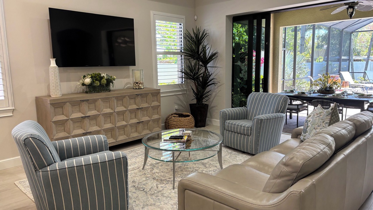 Photo of Livingroom in Naples Park