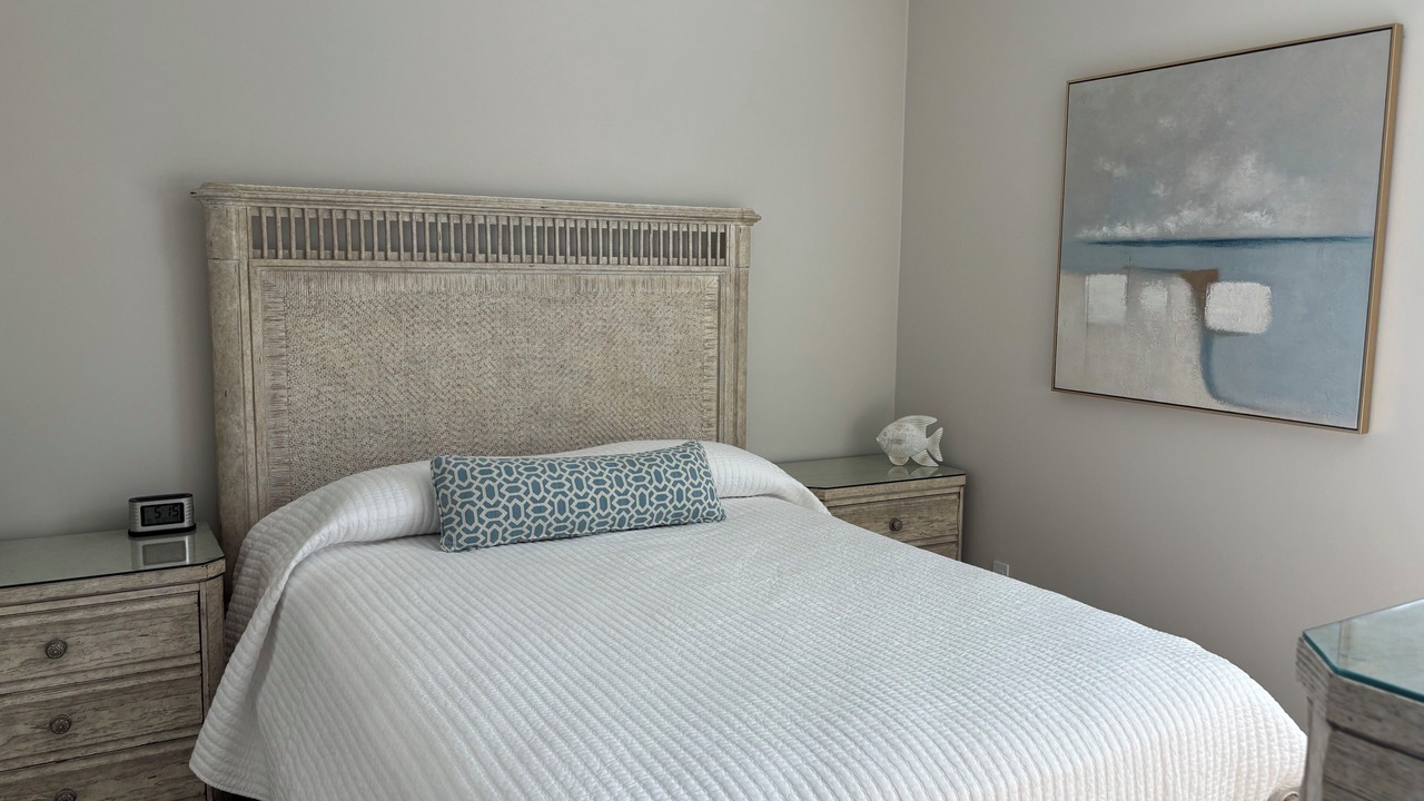 Photo of Bedroom in Naples Park