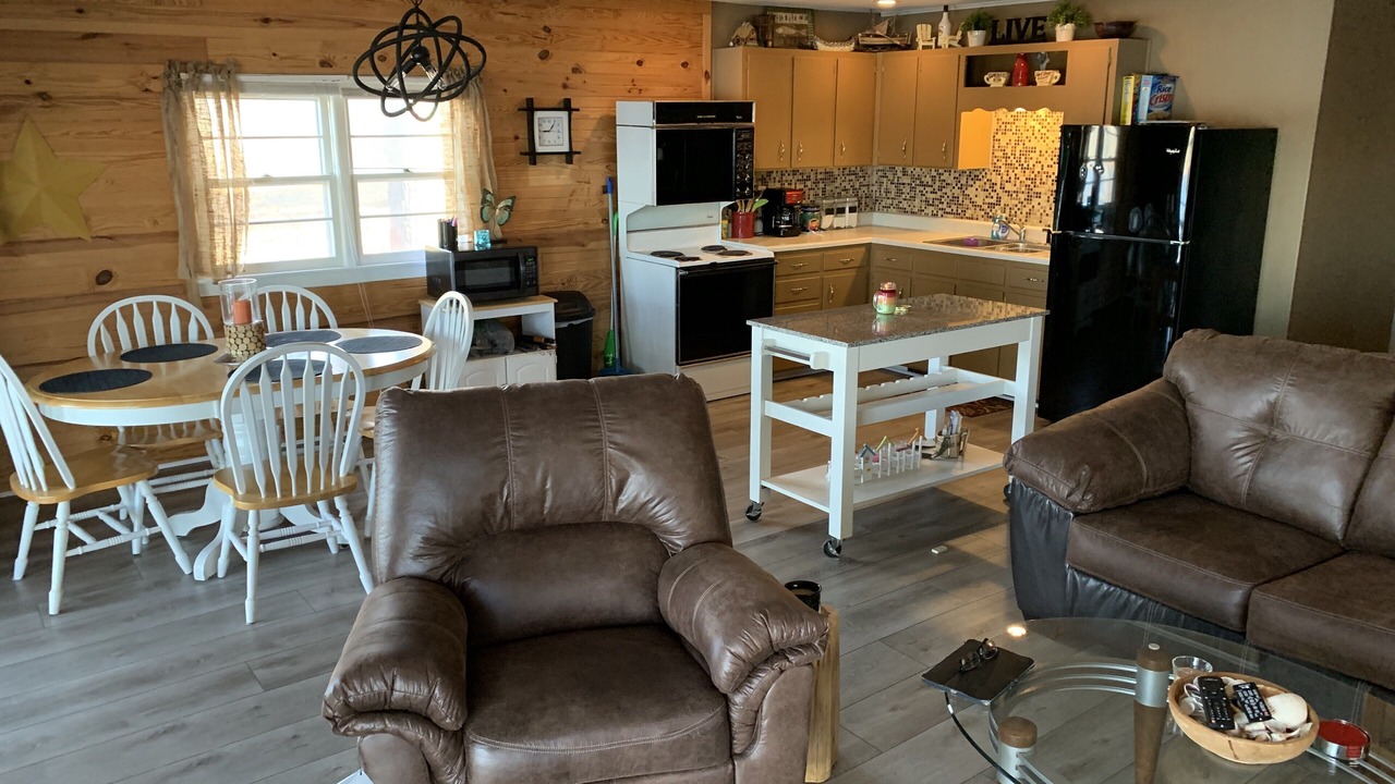 Photo of Livingroom in Pittsburg