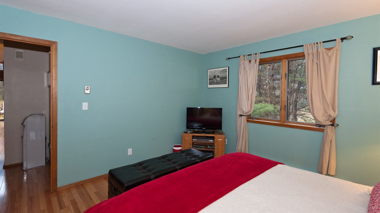 Photo of Bedroom in Jewett Center