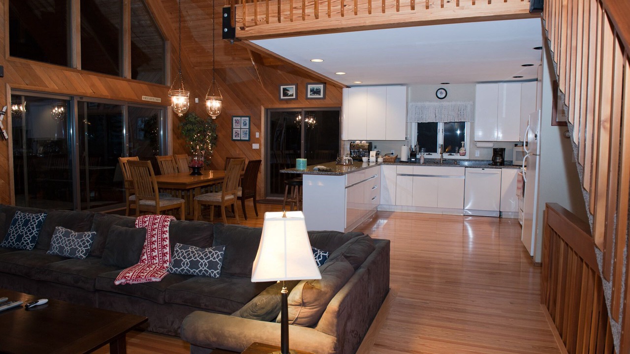 Photo of Livingroom in Jewett Center