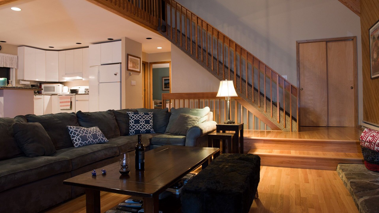 Photo of Livingroom in Jewett Center