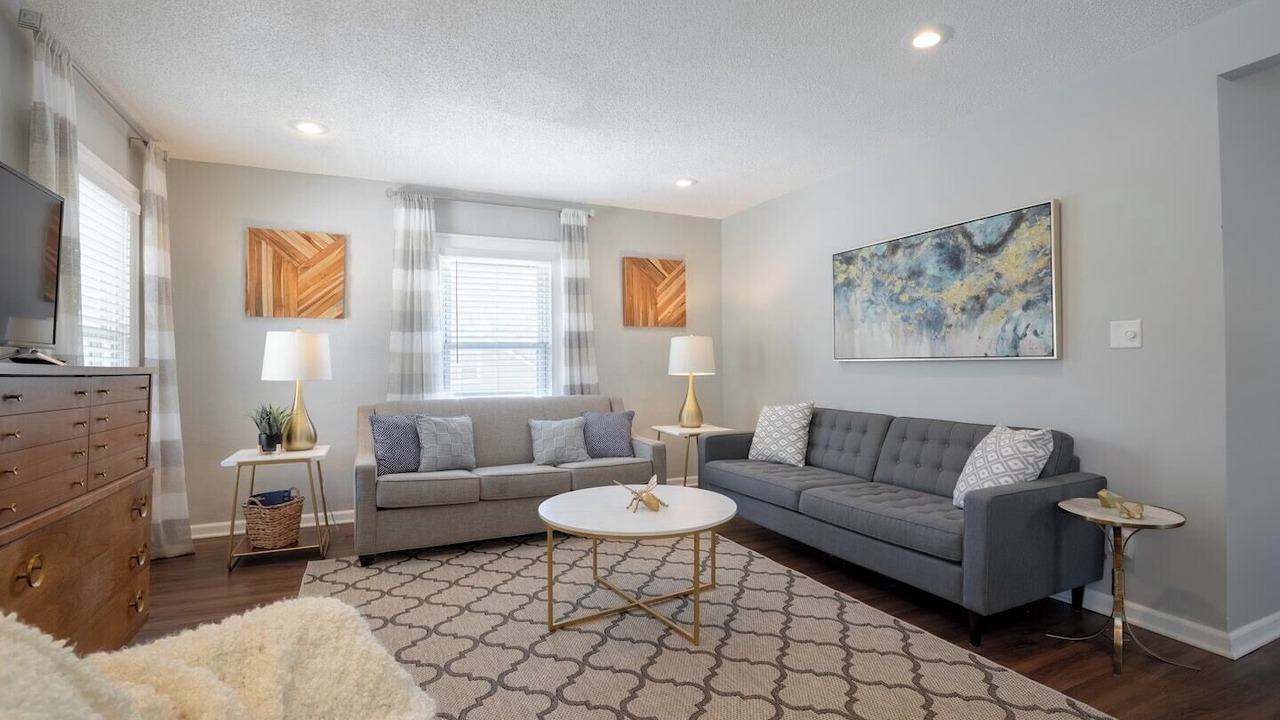 Photo of Livingroom in Rosedale