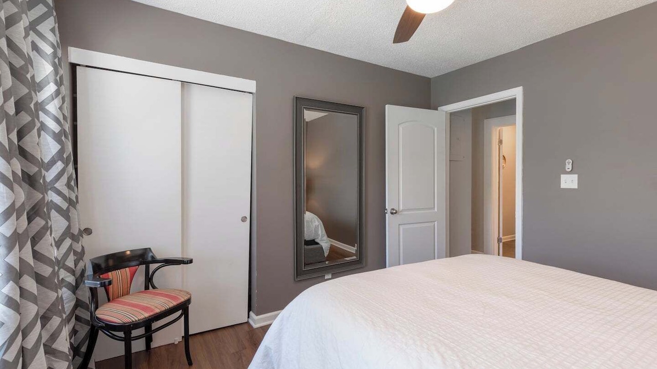 Photo of Bedroom in Rosedale