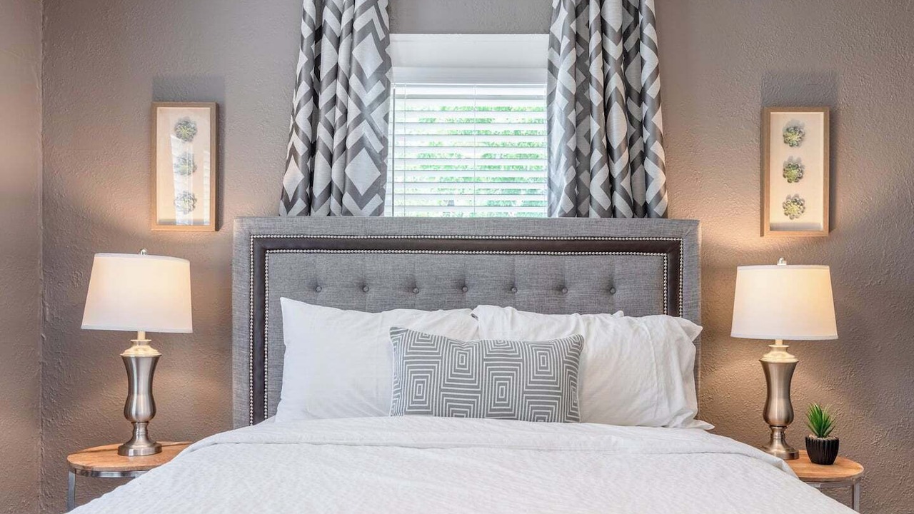 Photo of Bedroom in Rosedale