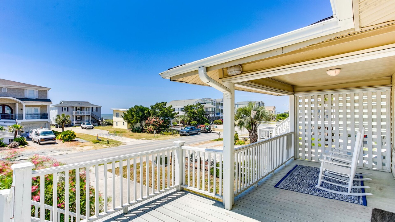 Photo of Patio Balcony in Holden Beach