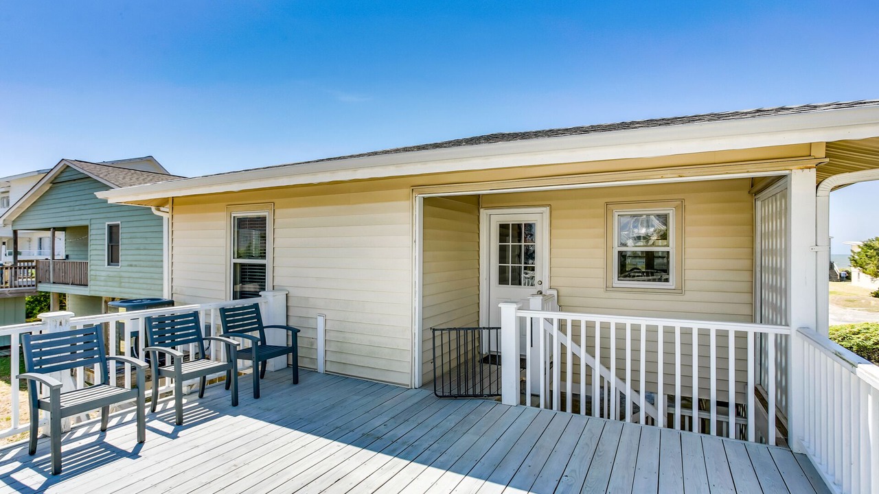 Photo of Patio Balcony in Holden Beach