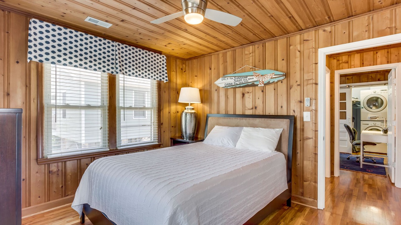 Photo of Bedroom in Holden Beach